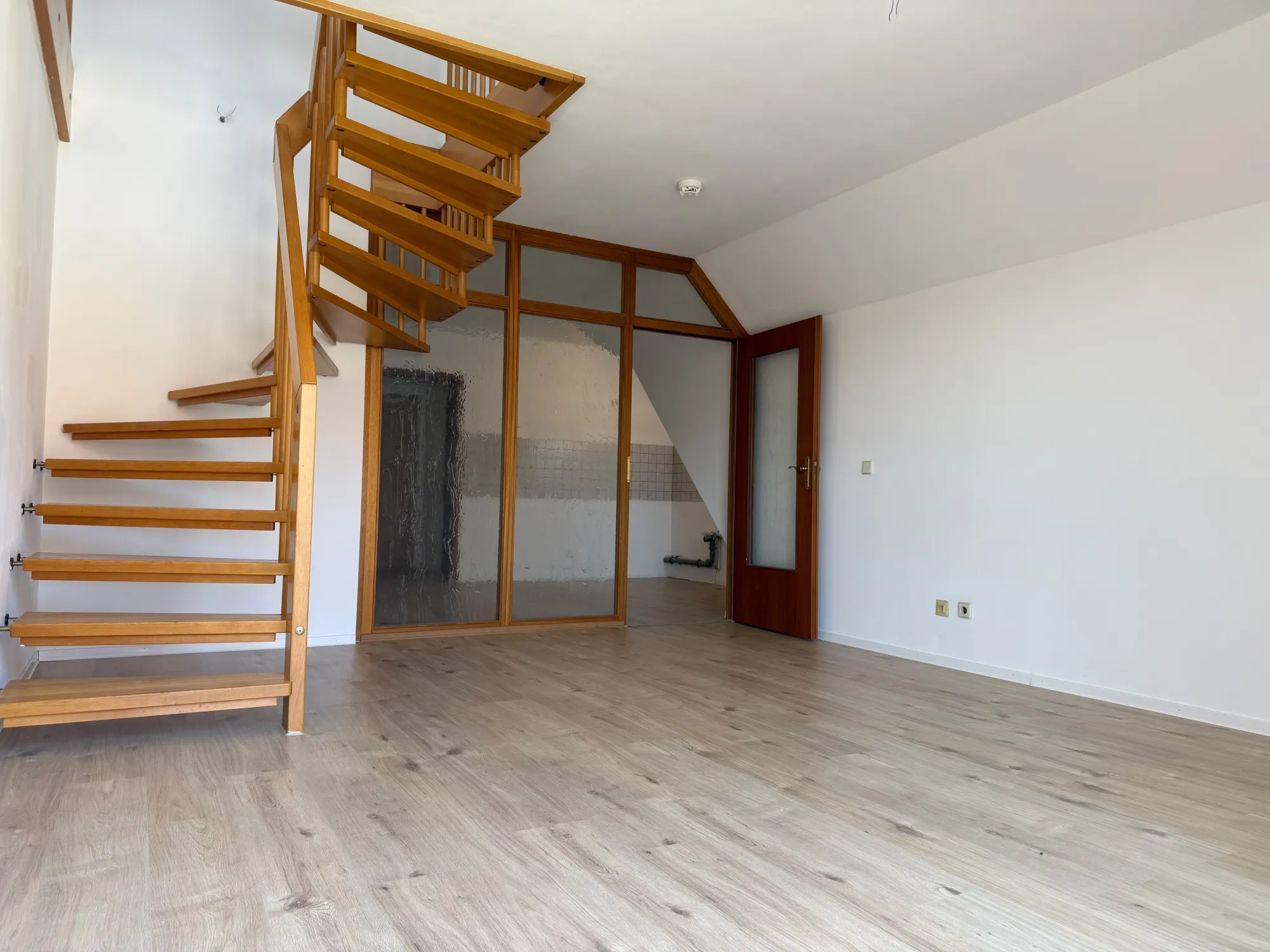 2 Zimmer Maisonette Wohnung - Innenstadtnähe